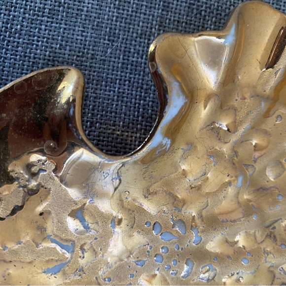 Dixon Art Studios | Weeping Gold | Pair of 2 Shell Dishes - Picture 8 of 12